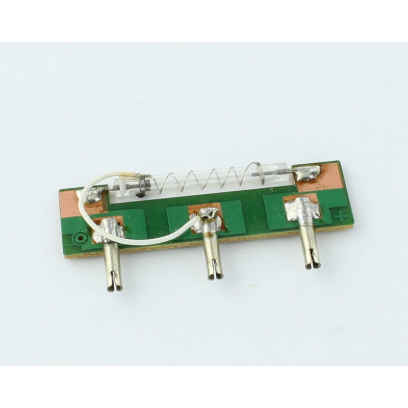 AMPOULE DE GYROPHARE POUR AUTOLAVEUSE TENNANT T7  Attention nouveau modèle  LG 56mm  3 broches espacées de 20mm
